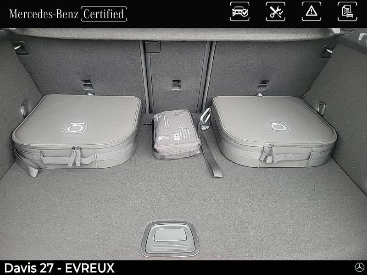 Photo du v&eacute;hicule 9 / 17