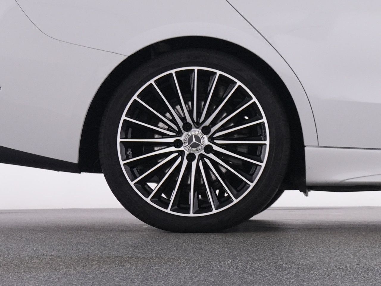 Mercedes-Benz C-Klasse – Bild 22