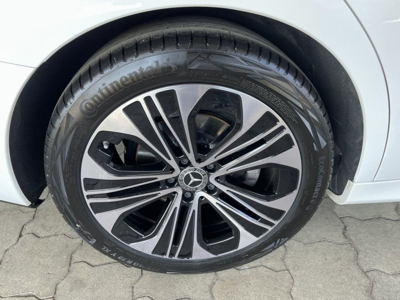 Mercedes-Benz E-Klasse – Bild 5