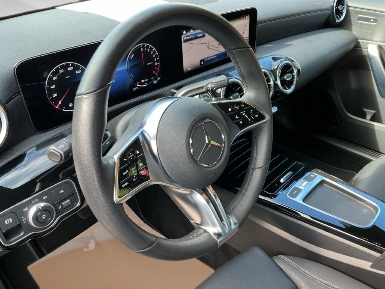 Mercedes-Benz A-Klasse – Bild 10