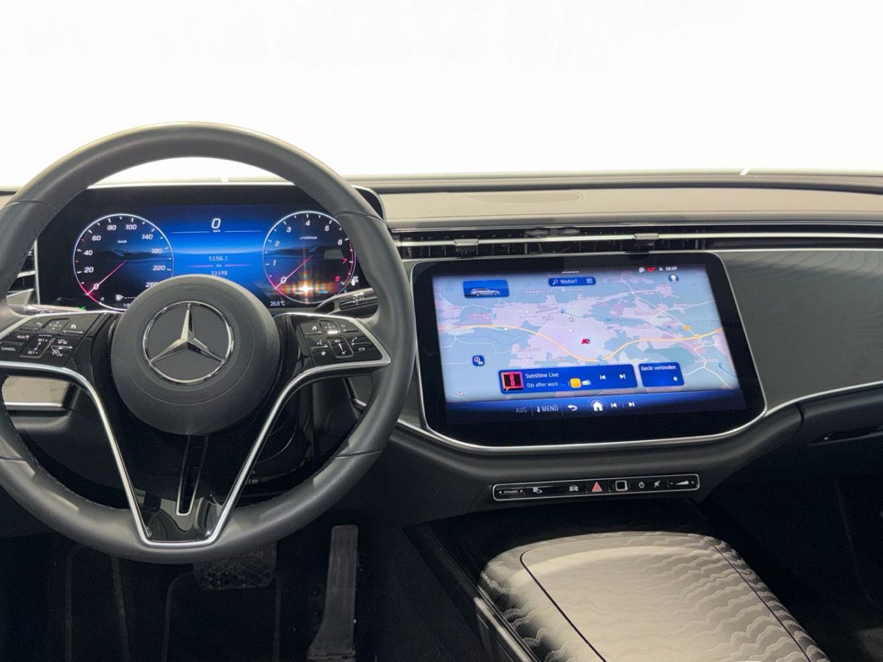 Mercedes-Benz E-Klasse – Bild 6