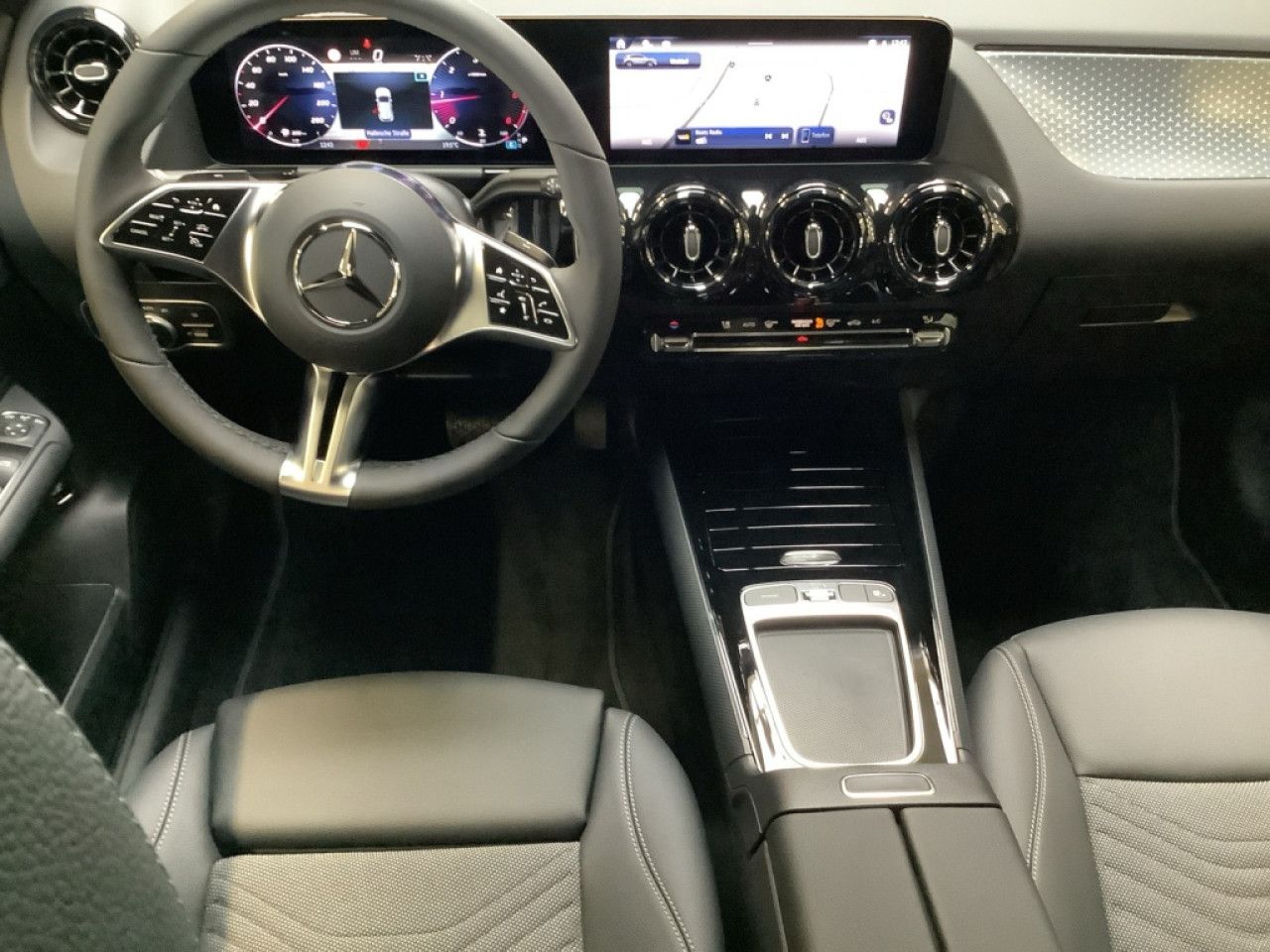 Mercedes-Benz GLA – Bild 12