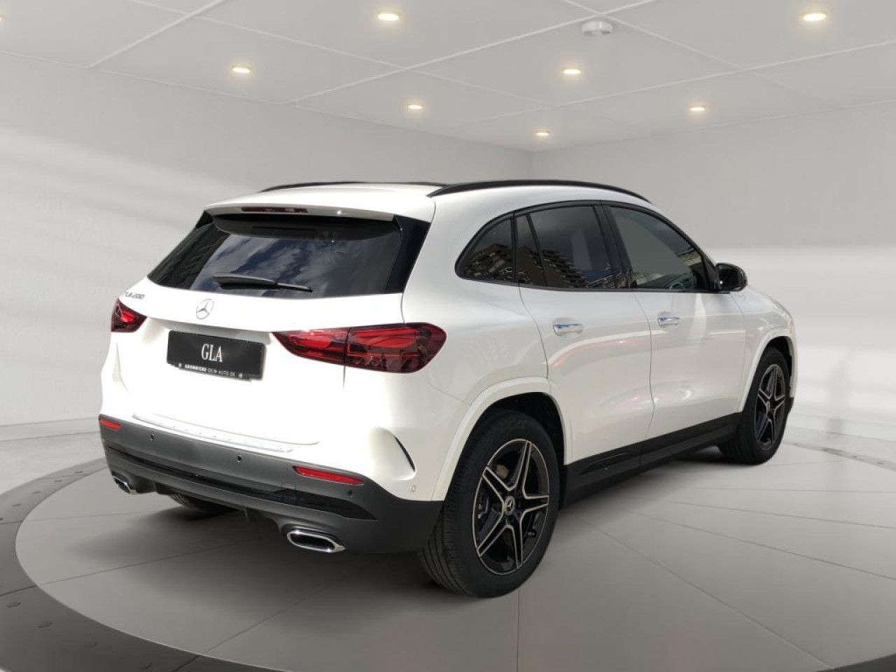 Mercedes-Benz GLA – Bild 2