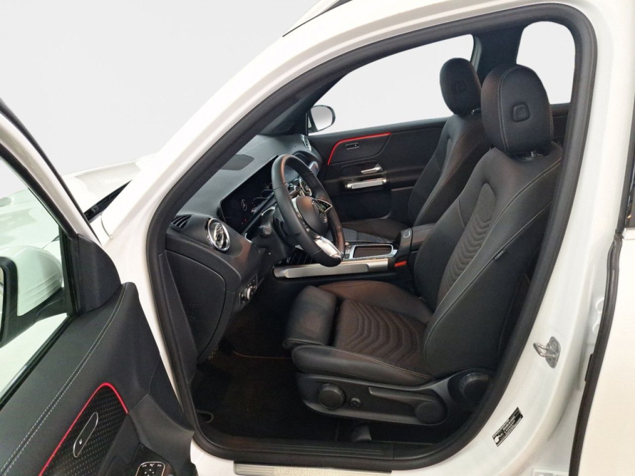 Mercedes-Benz GLB – Bild 9