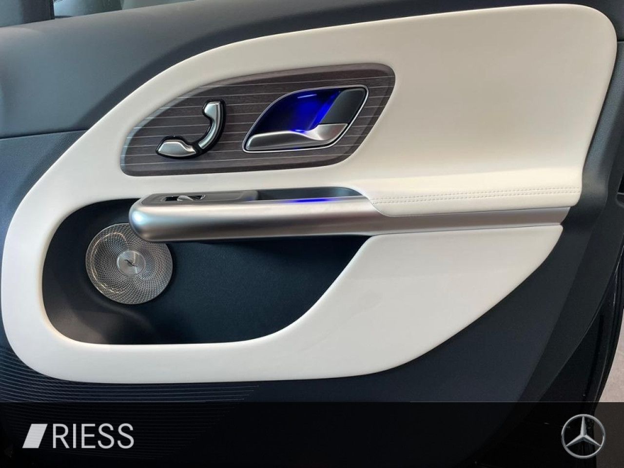 Mercedes-Benz GLB – Bild 11