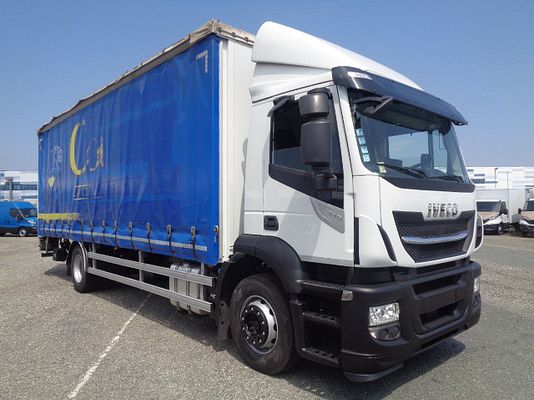 Vehicle image 1 / 15