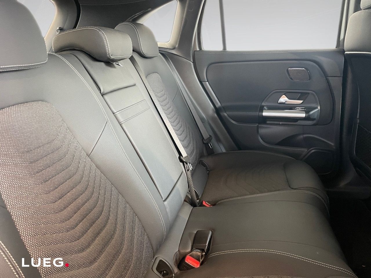 Fahrzeugbild 12 / 17