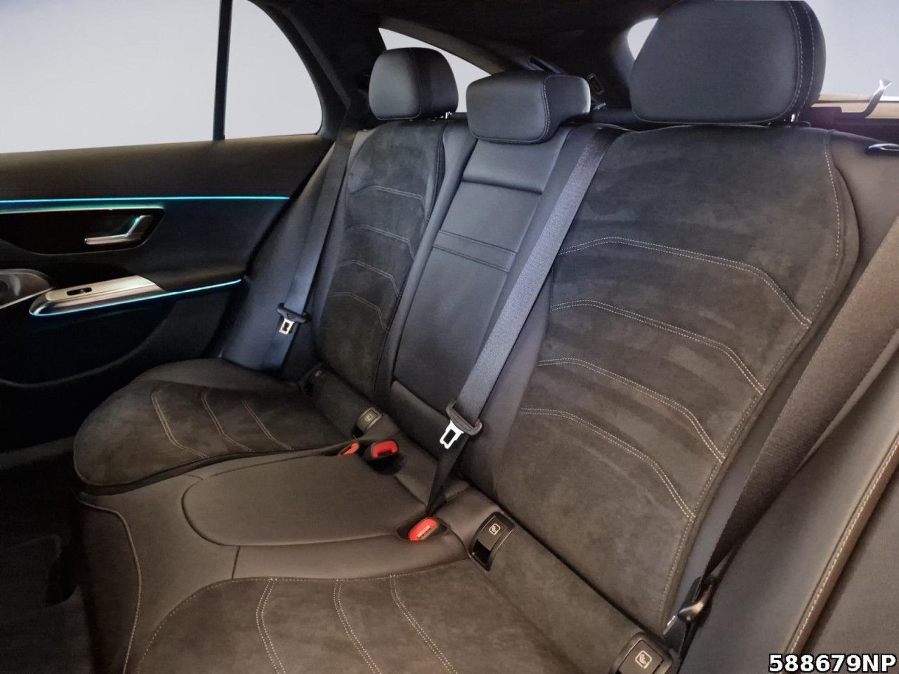 Mercedes-Benz E-Klasse – Bild 11