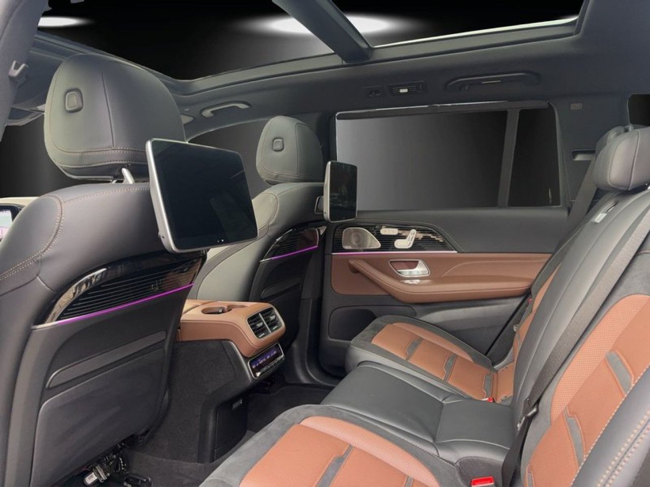 Mercedes-Benz GLS – Bild 12