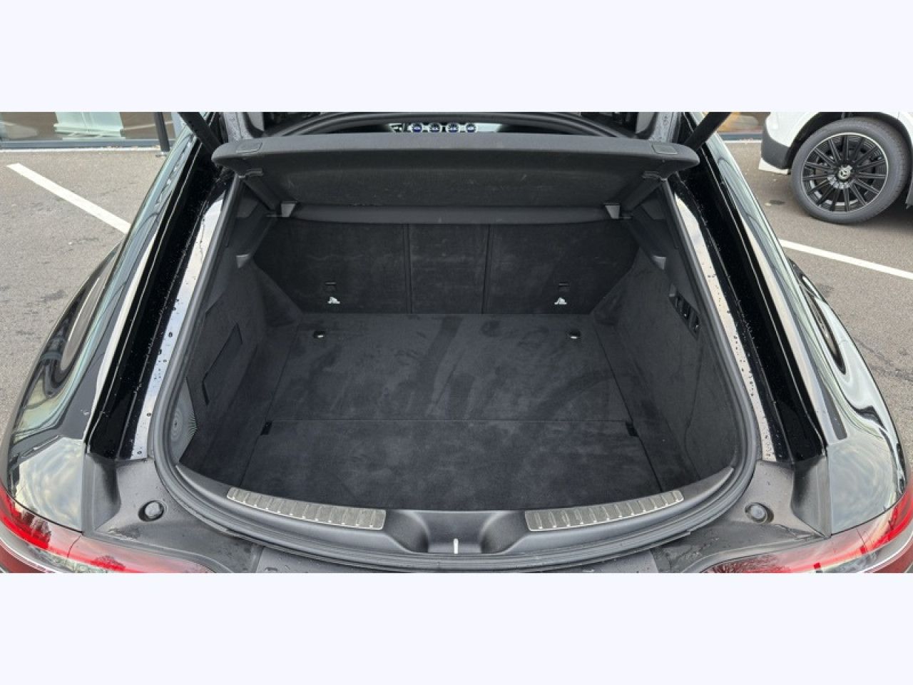 Photo du véhicule 10 / 18