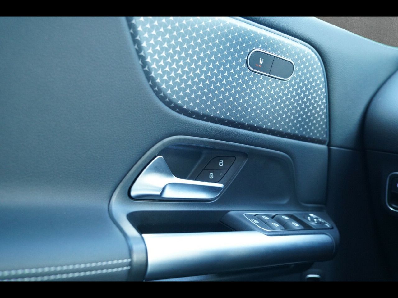 Fahrzeugbild 14 / 15