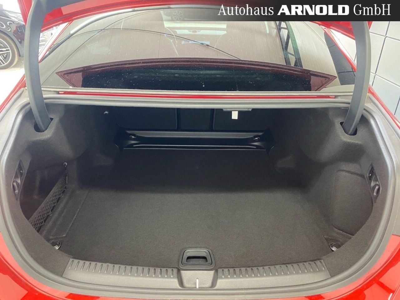 Mercedes-Benz E-Klasse – Bild 14