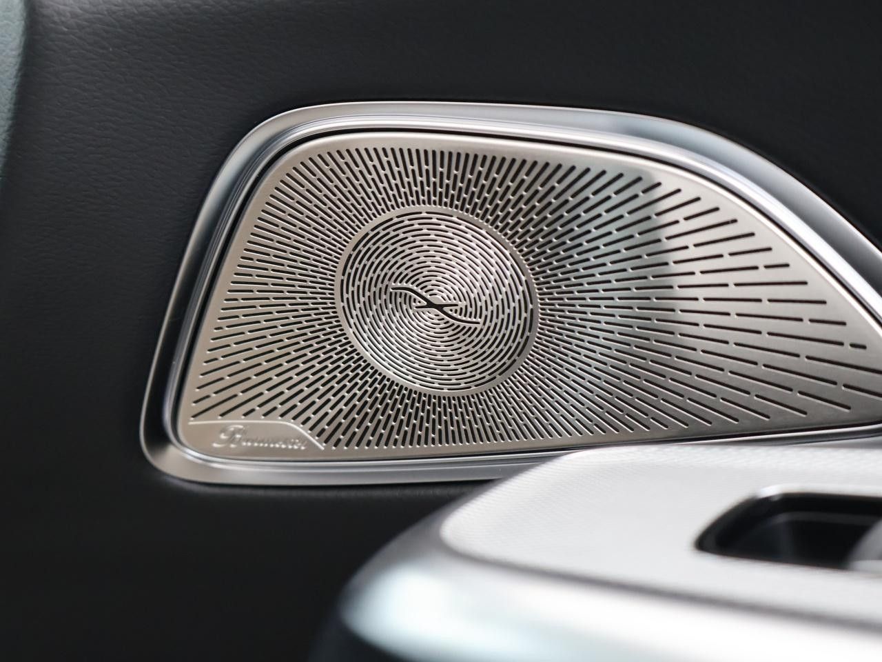 Mercedes-Benz E-Klasse – Bild 18