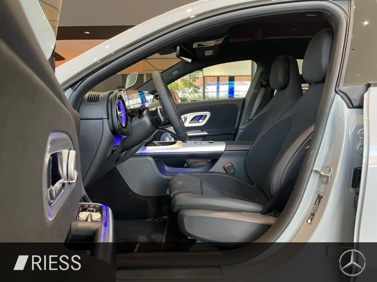 Mercedes-Benz CLA – Bild 2
