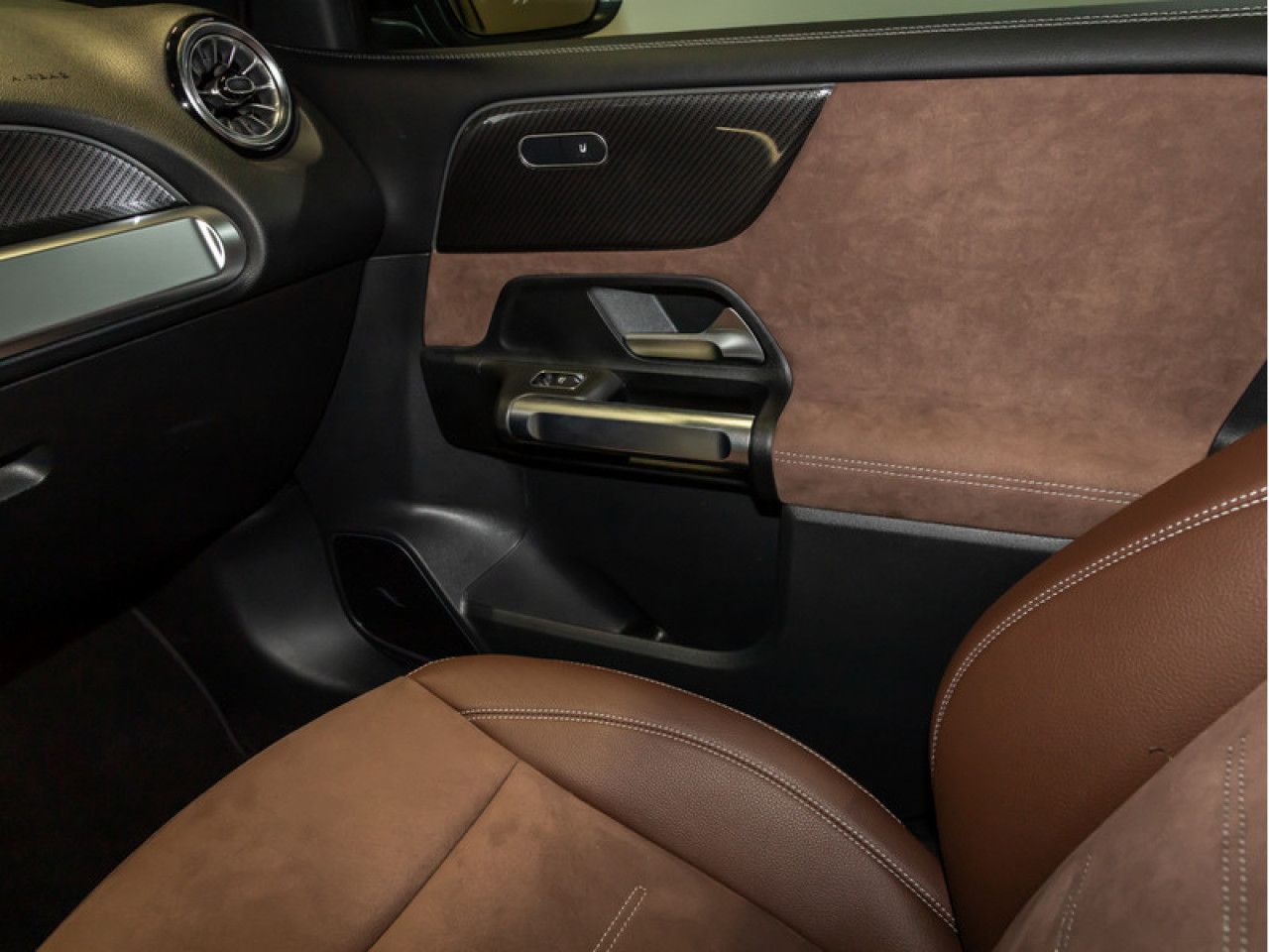 Mercedes-Benz GLB – Bild 18