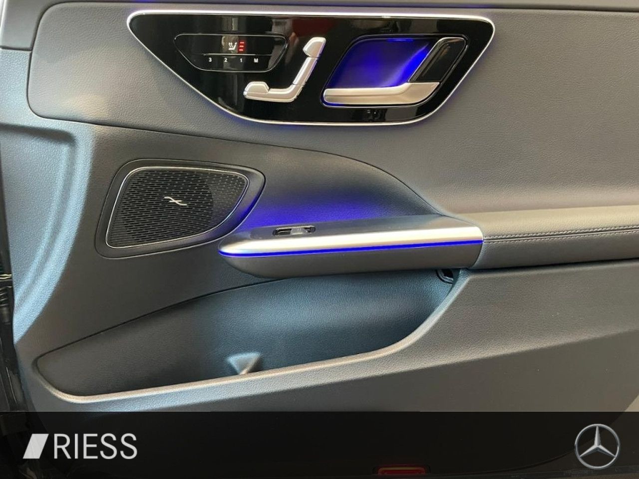 Mercedes-Benz C-Klasse – Bild 12