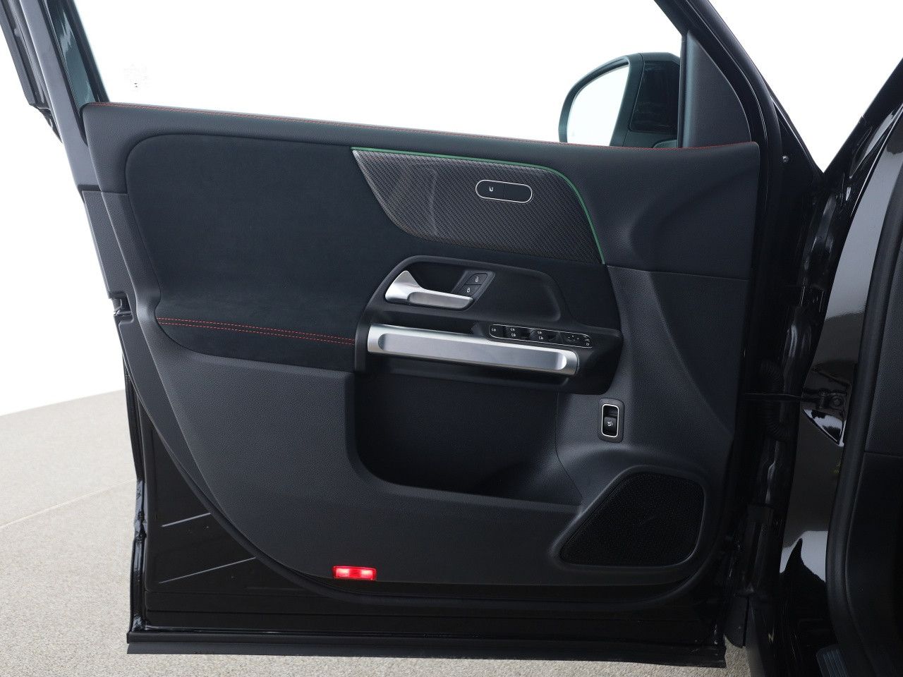 Mercedes-Benz GLB – Bild 12