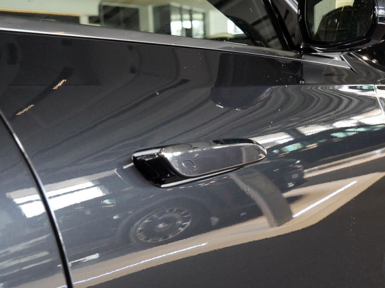 Mercedes-Benz E-Klasse – Bild 9