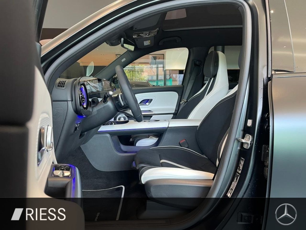 Mercedes-Benz GLB – Bild 2