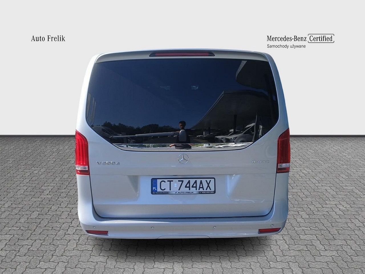 Zdjęcie pojazdu 4 / 12