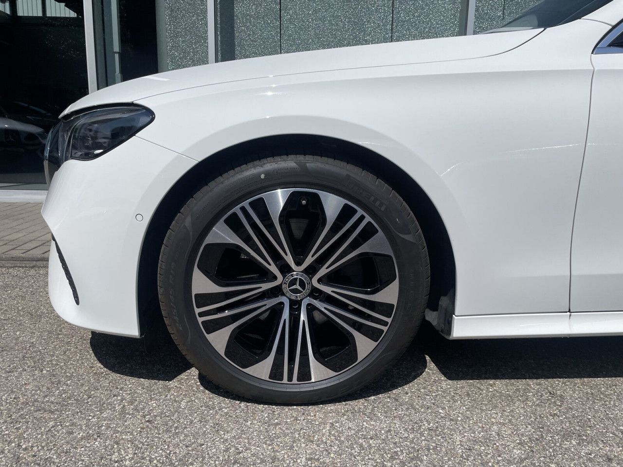 Mercedes-Benz E-Klasse – Bild 3