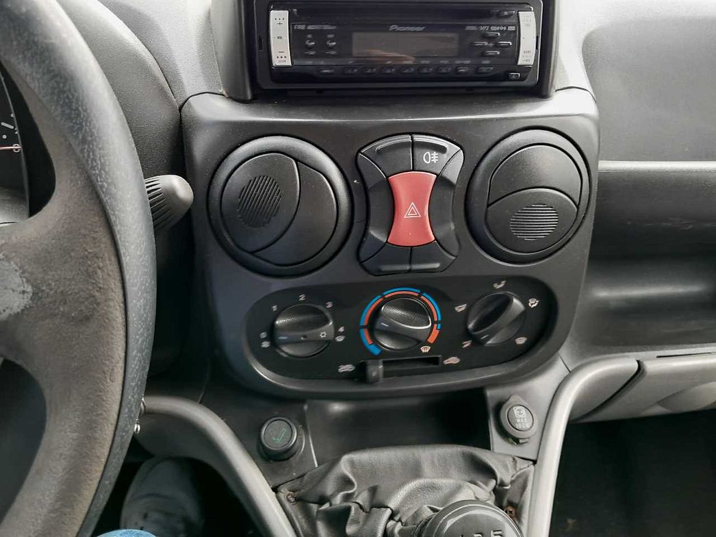 Fiat | Doblo Cargo 1.6 16v nat.power FRIGO