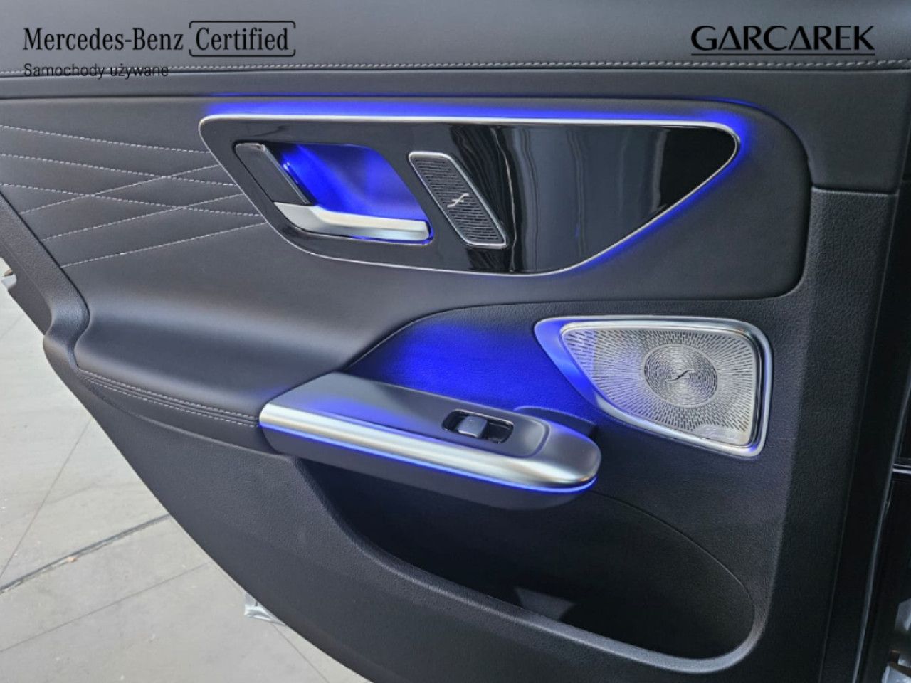 Zdjęcie pojazdu 26 / 29