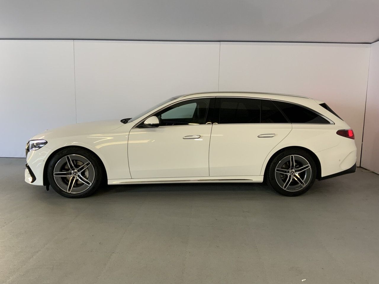 Mercedes-Benz E-Klasse – Bild 3