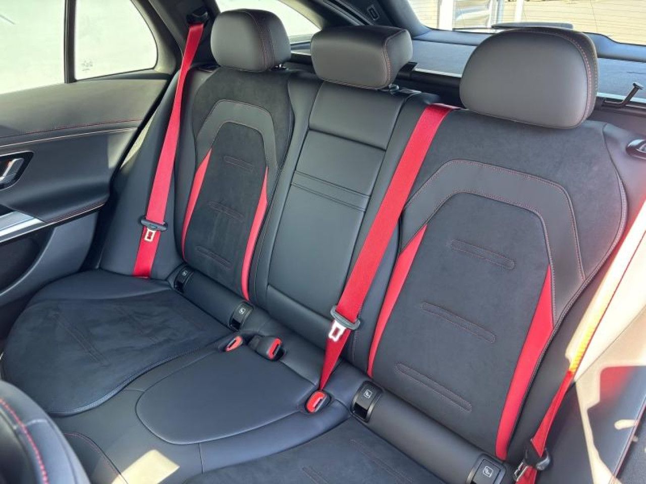 Photo du v&eacute;hicule 11 / 16