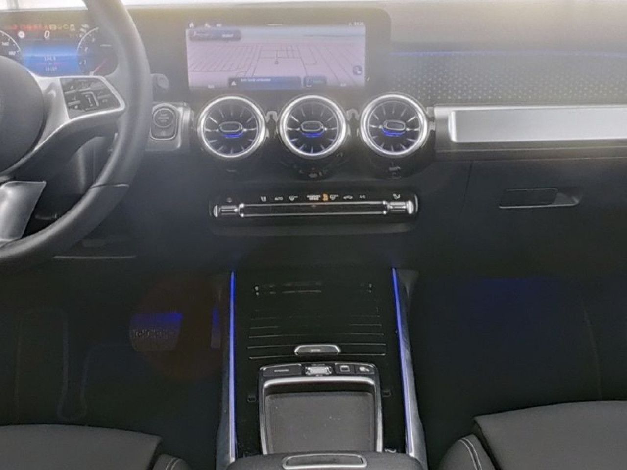 Mercedes-Benz GLB – Bild 8