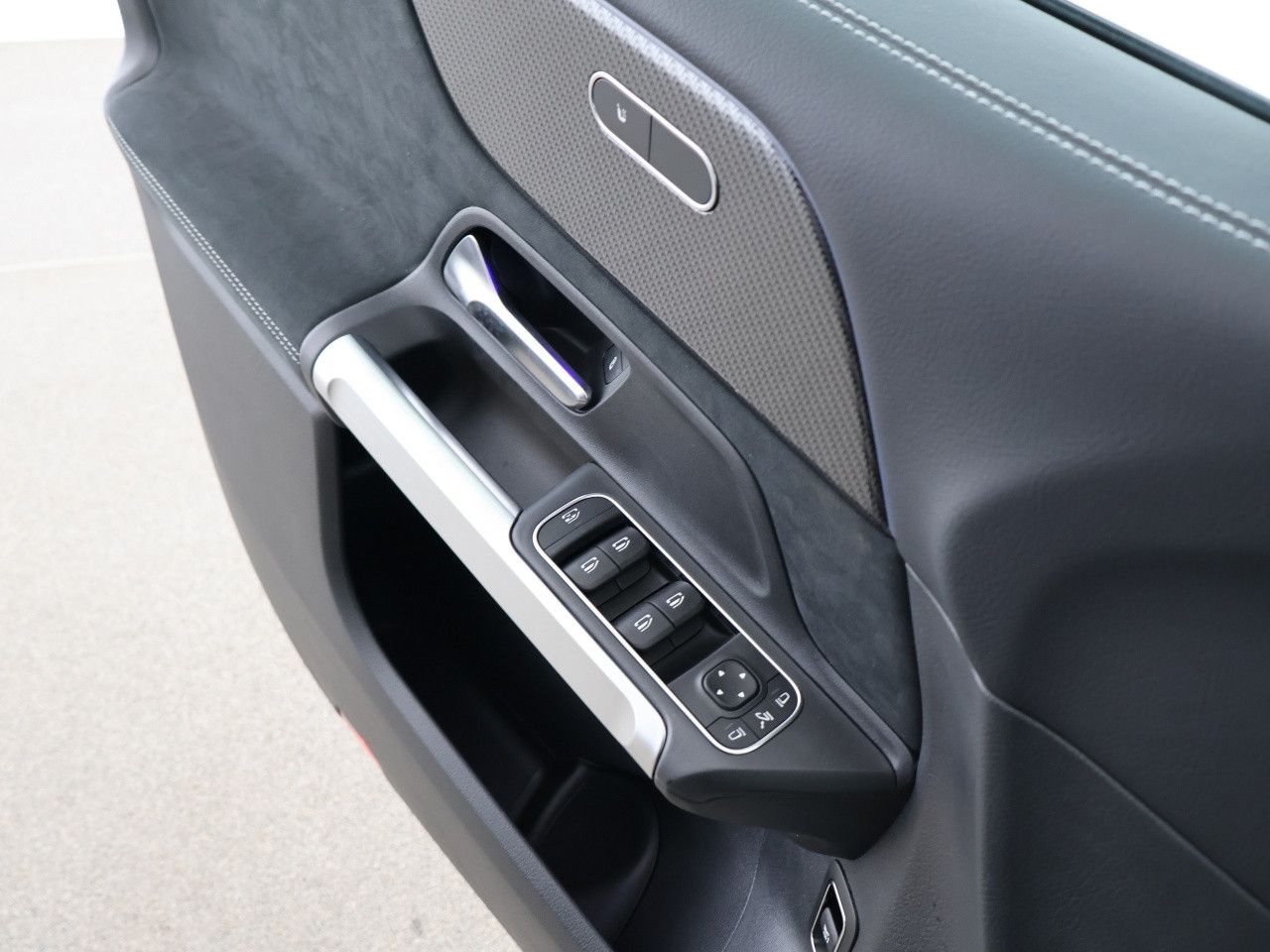 Mercedes-Benz GLB – Bild 13