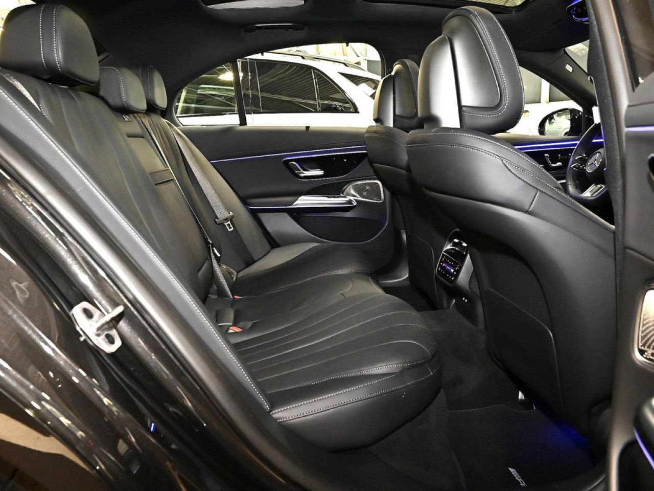 Mercedes-Benz E-Klasse – Bild 8