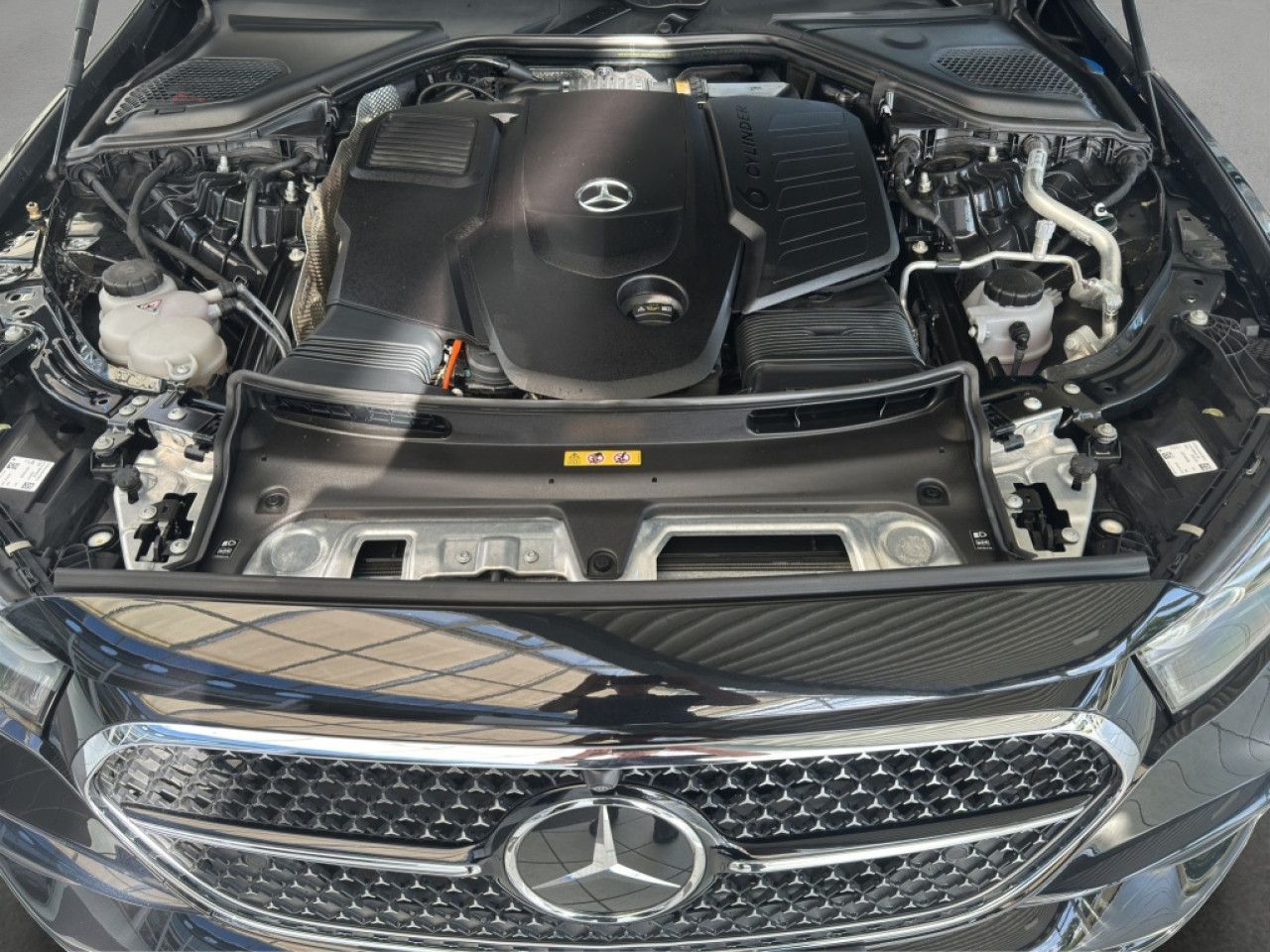 Mercedes-Benz E-Klasse – Bild 17