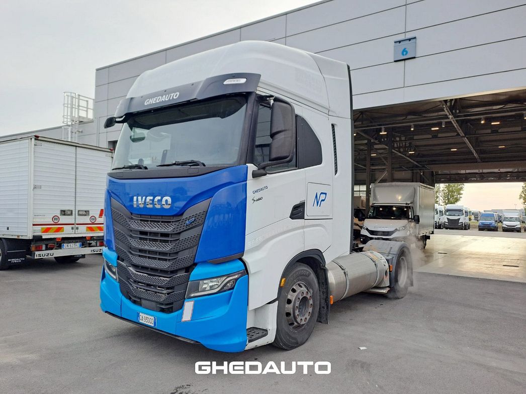 IVECO | TRATTORE STRADALE S-WAY 460 LNG METANO