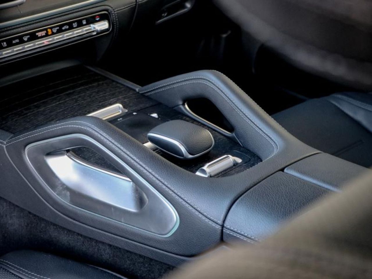 Photo du v&eacute;hicule 14 / 18