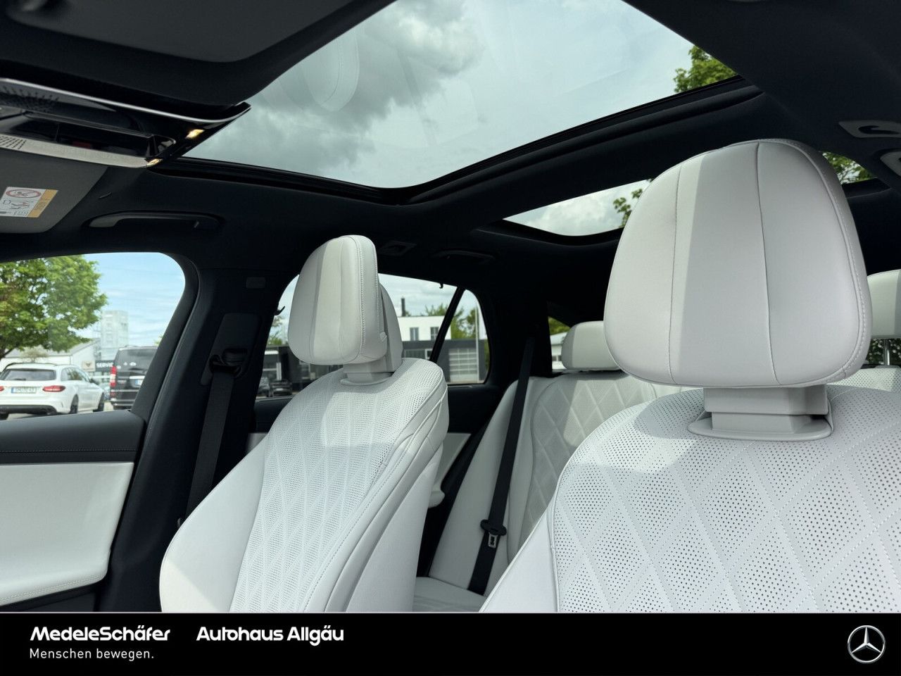 Mercedes-Benz E-Klasse – Bild 9
