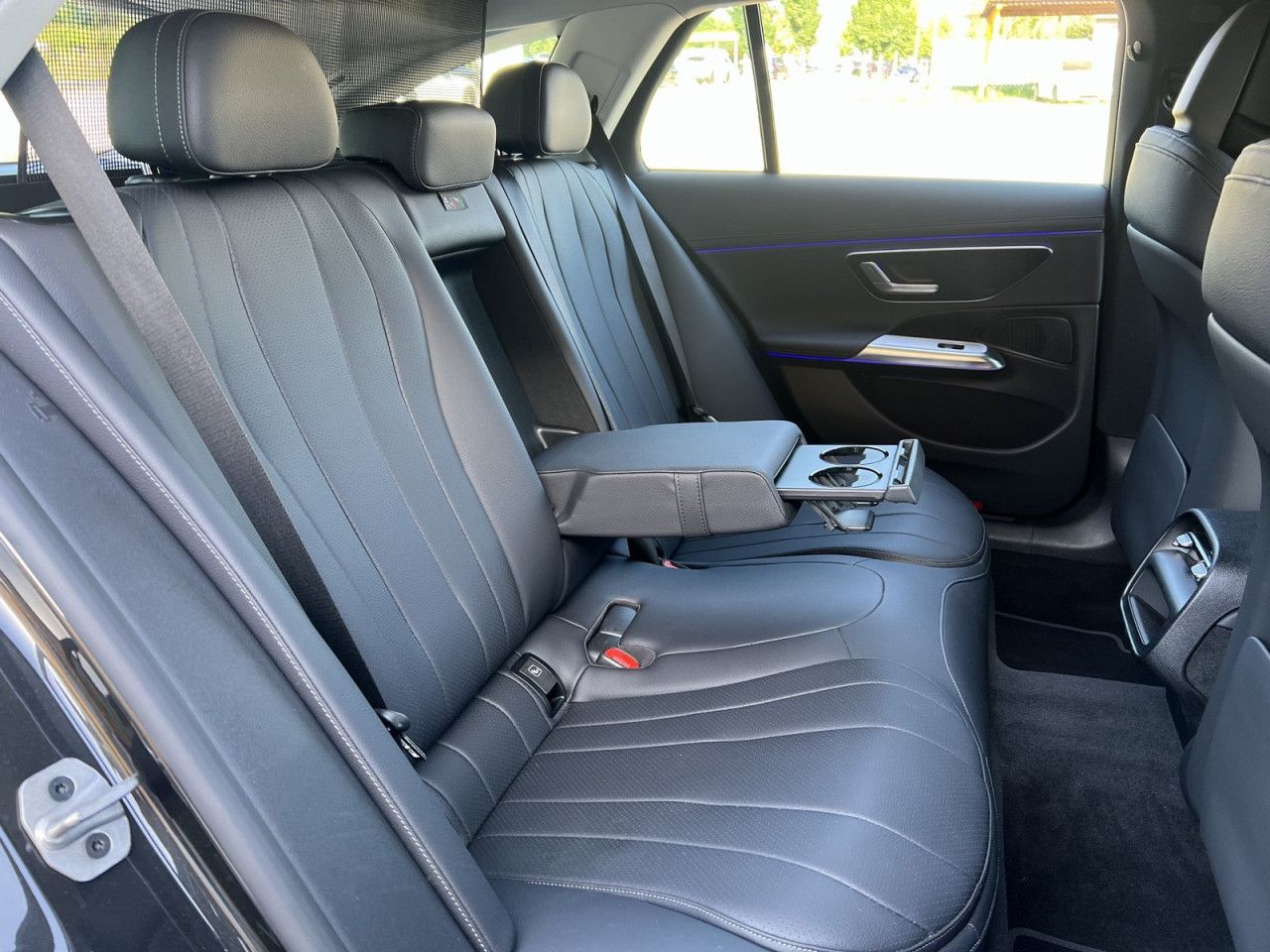 Mercedes-Benz E-Klasse – Bild 23