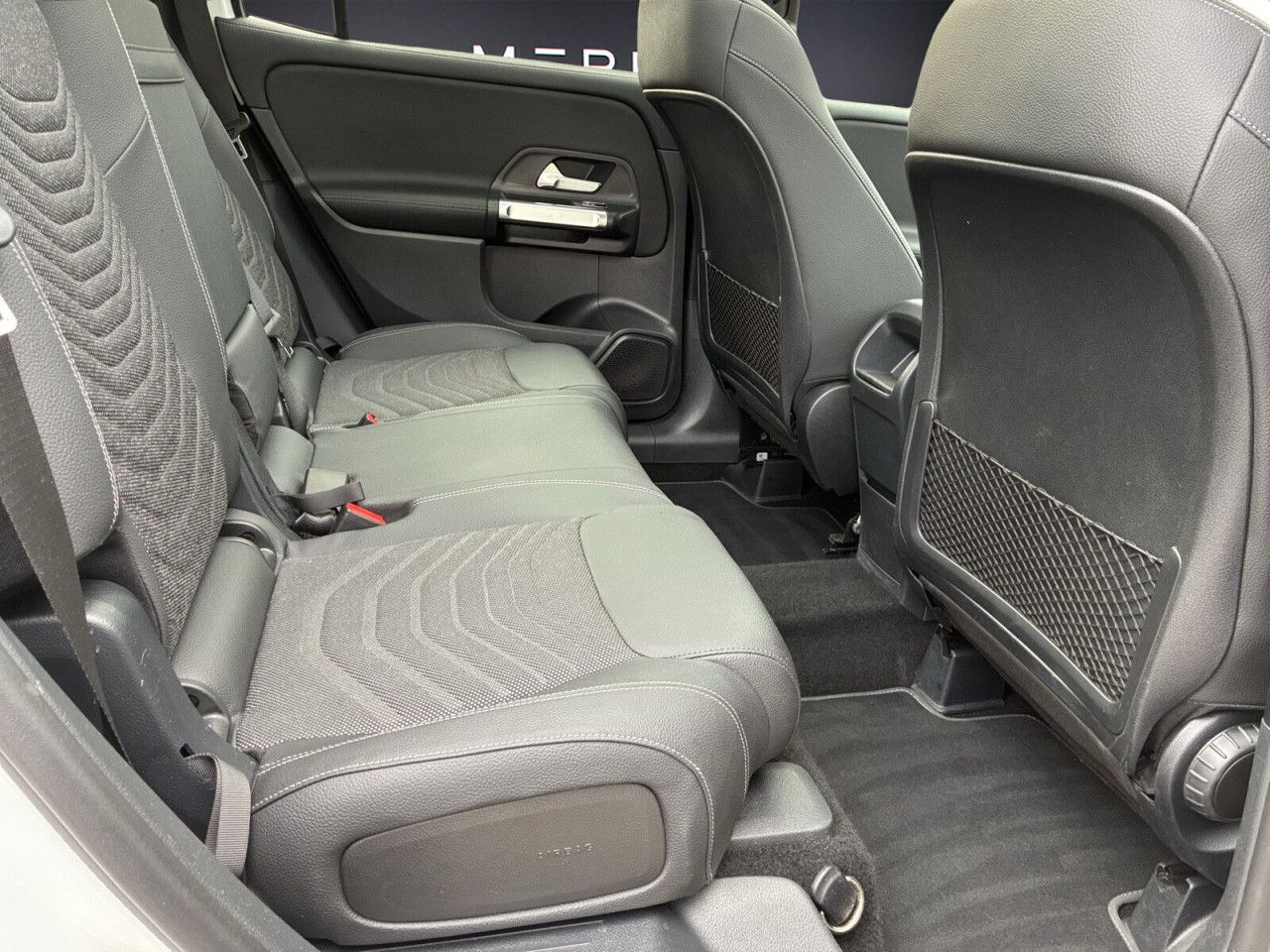 Mercedes-Benz GLB – Bild 12