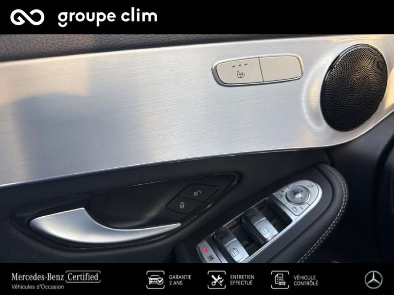 Photo du v&eacute;hicule 16 / 18