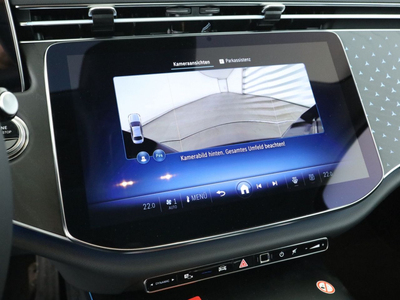Mercedes-Benz E-Klasse – Bild 25