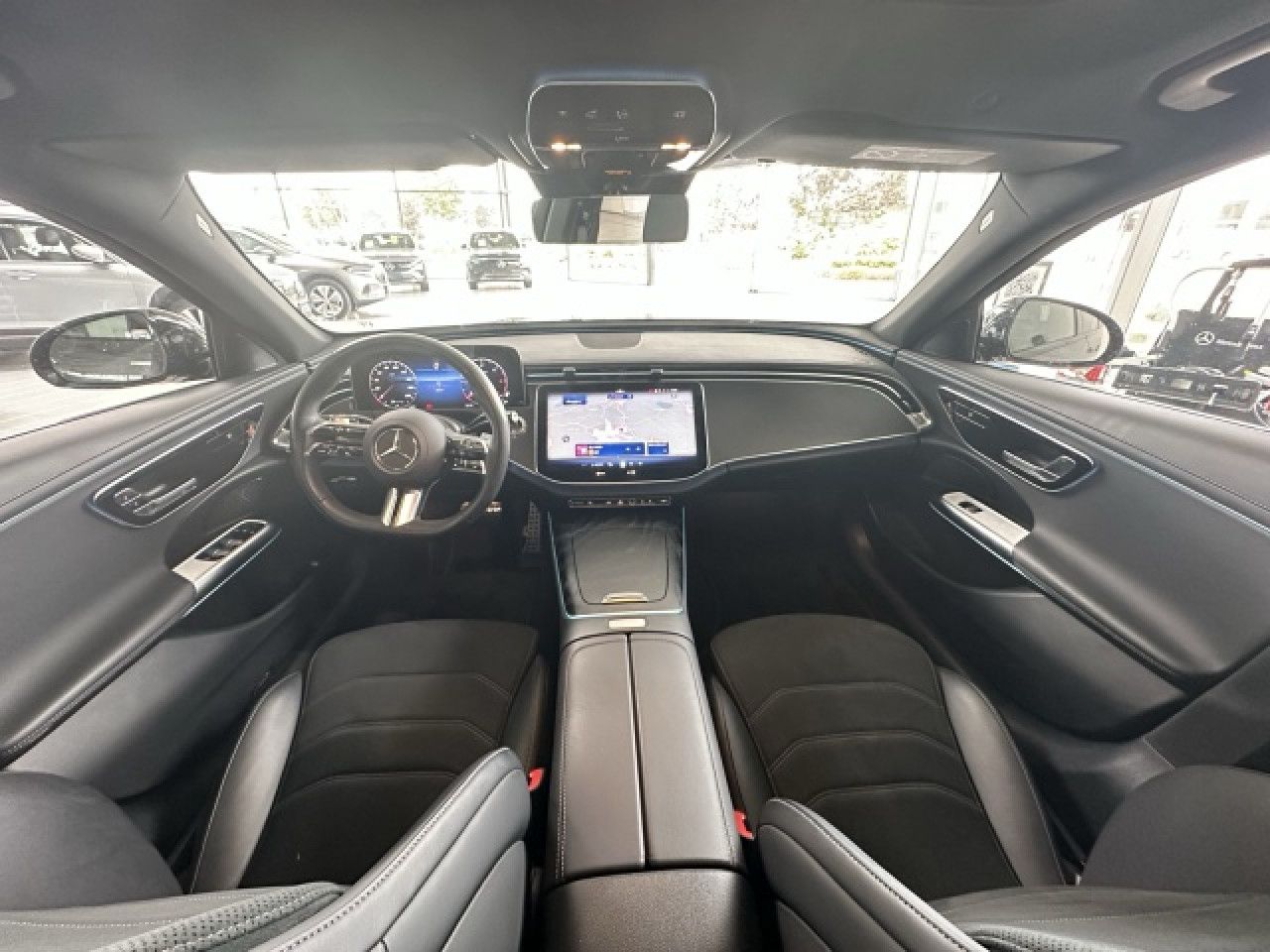 Mercedes-Benz E-Klasse – Bild 13