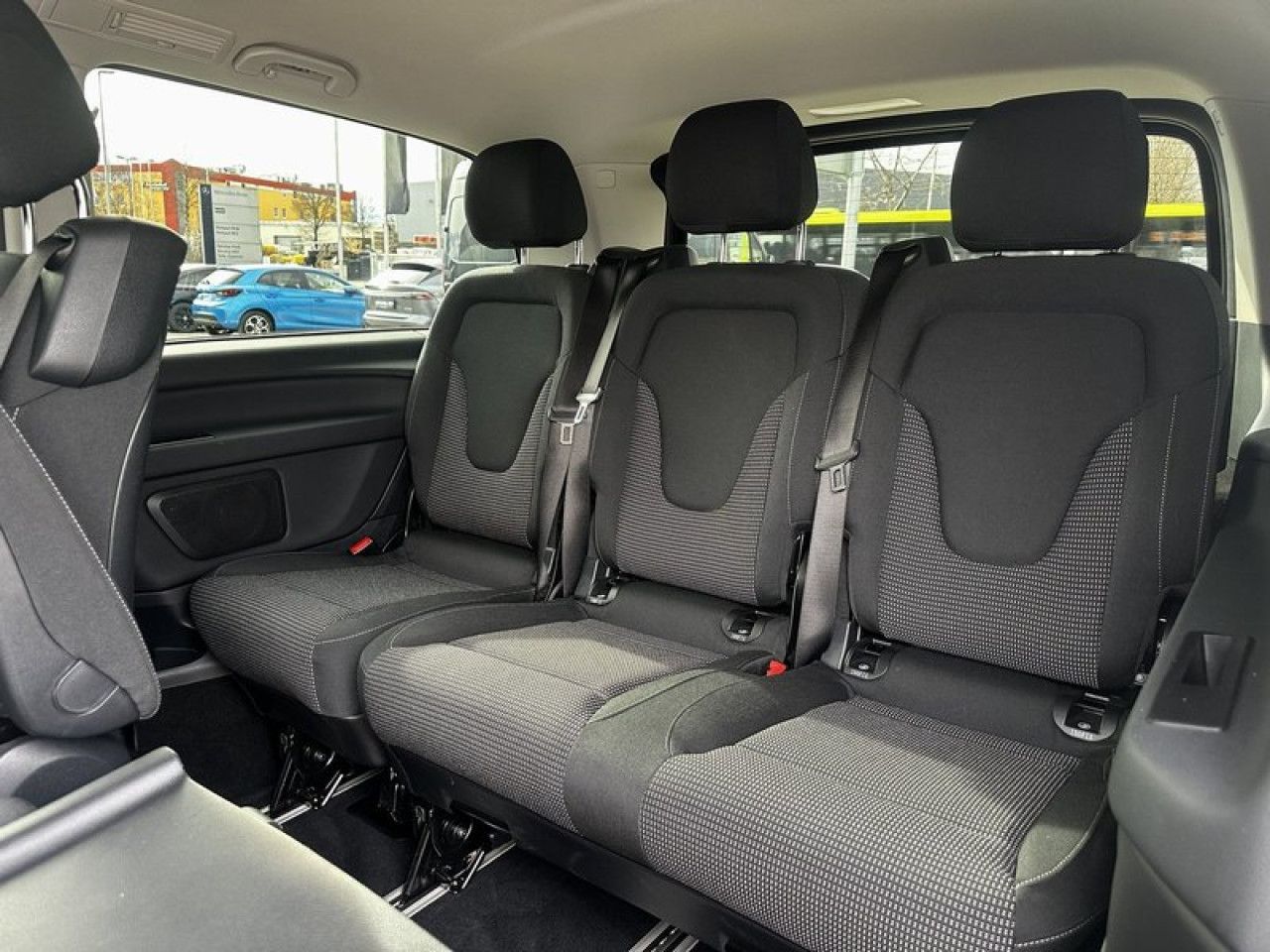 Fahrzeugbild 11 / 12