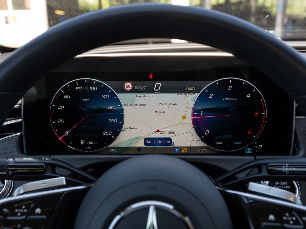 Mercedes-Benz E-Klasse – Bild 10