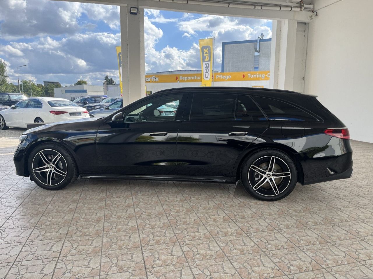 Mercedes-Benz E-Klasse – Bild 8