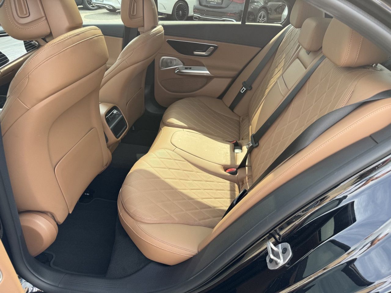 Mercedes-Benz E-Klasse – Bild 15