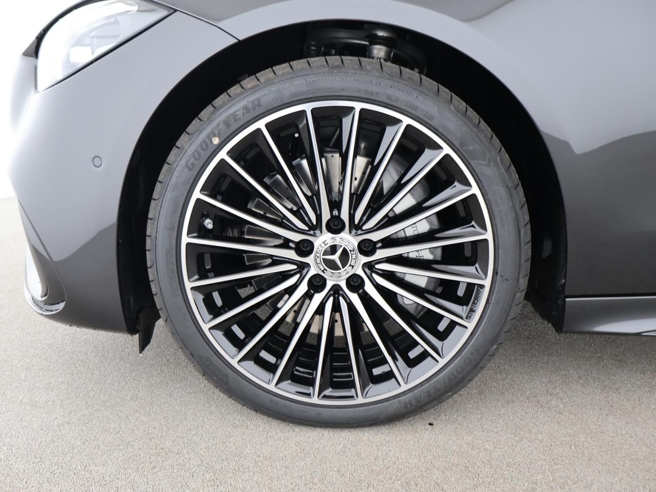 Mercedes-Benz C-Klasse – Bild 16