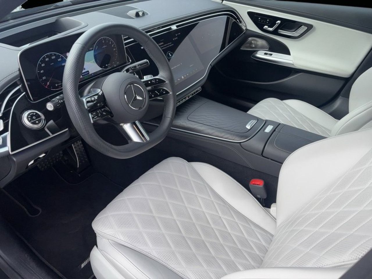Mercedes-Benz E-Klasse – Bild 9