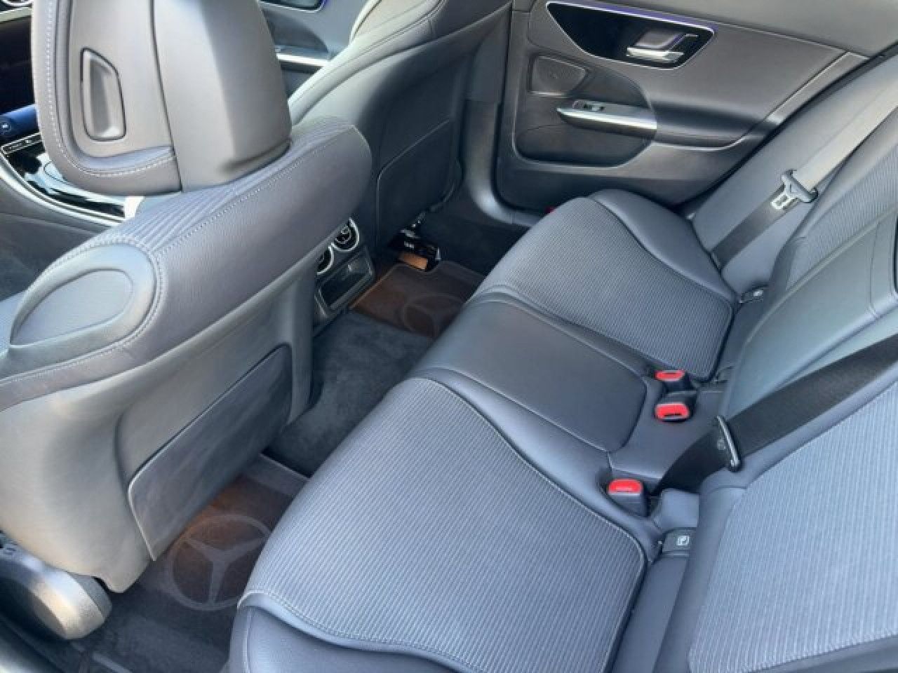 Mercedes-Benz C-Klasse – Bild 9