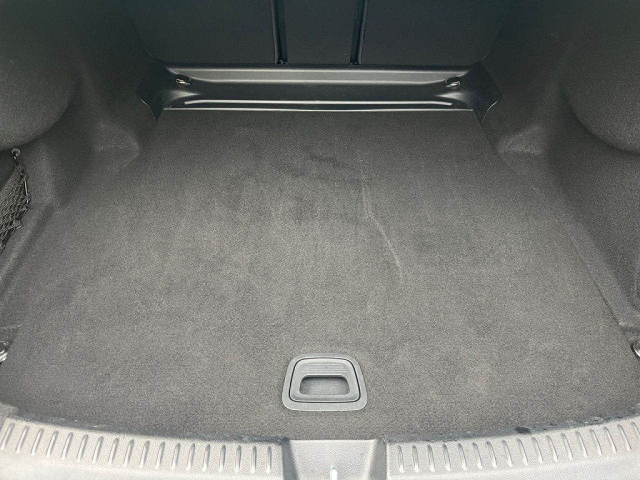 Mercedes-Benz E-Klasse – Bild 10