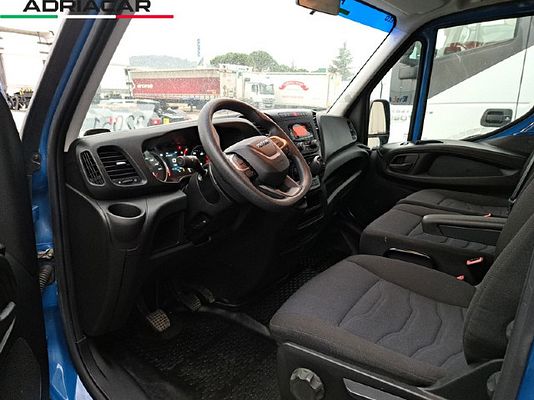 Immagine del veicolo 5 / 7